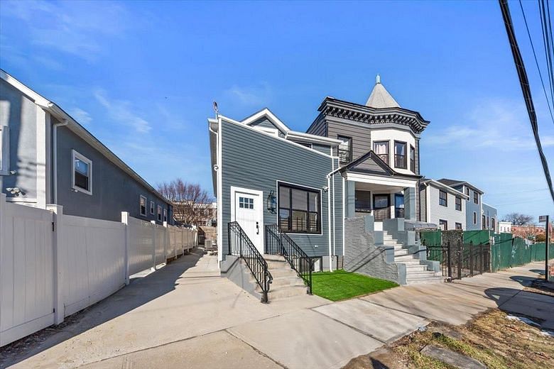 953 Tilden Street