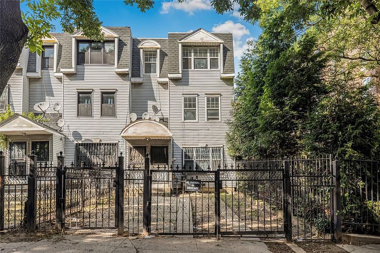 975 E 178th Street
