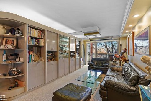 2575 Palisade Avenue #1L