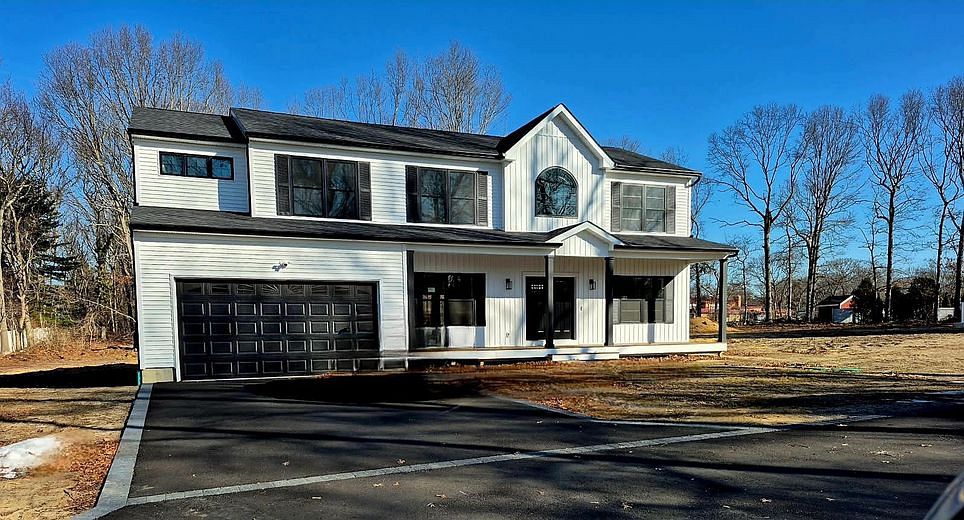LOT 2 CURRANS Road #2